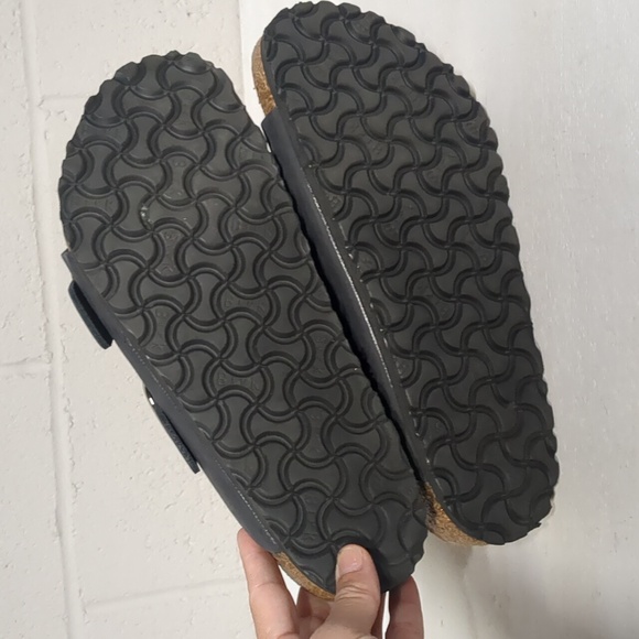 Birkenstock Black Leather Arizona Big Buckle Slide Sandal EU 39, U.S. 8/8.5 EUC - Picture 5 of 10